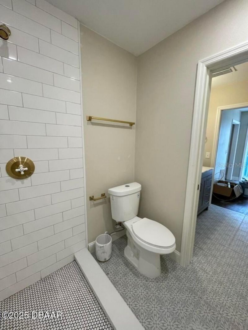 404 S Ridgewood Avenue, Daytona Beach, FL 32114 Photo