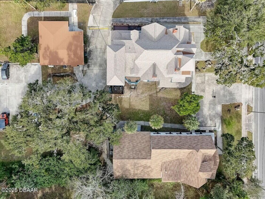 404 S Ridgewood Avenue, Daytona Beach, FL 32114 Photo
