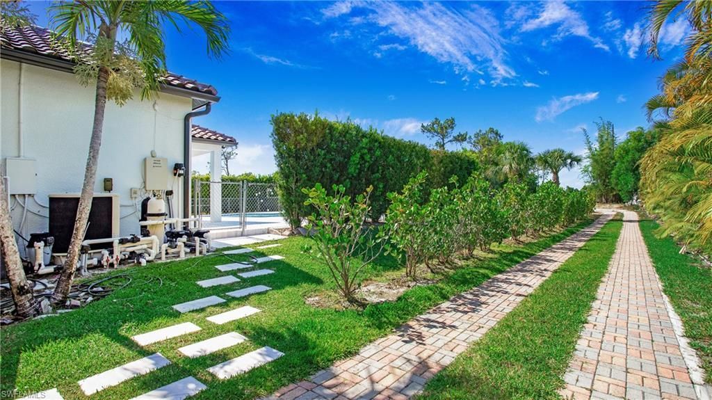 6341 Green Blvd, Naples, FL 34116 Photo