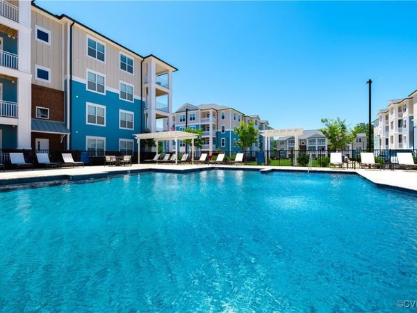 10525 Stony Bluff Drive, Unit 102, Ashland, VA 23005