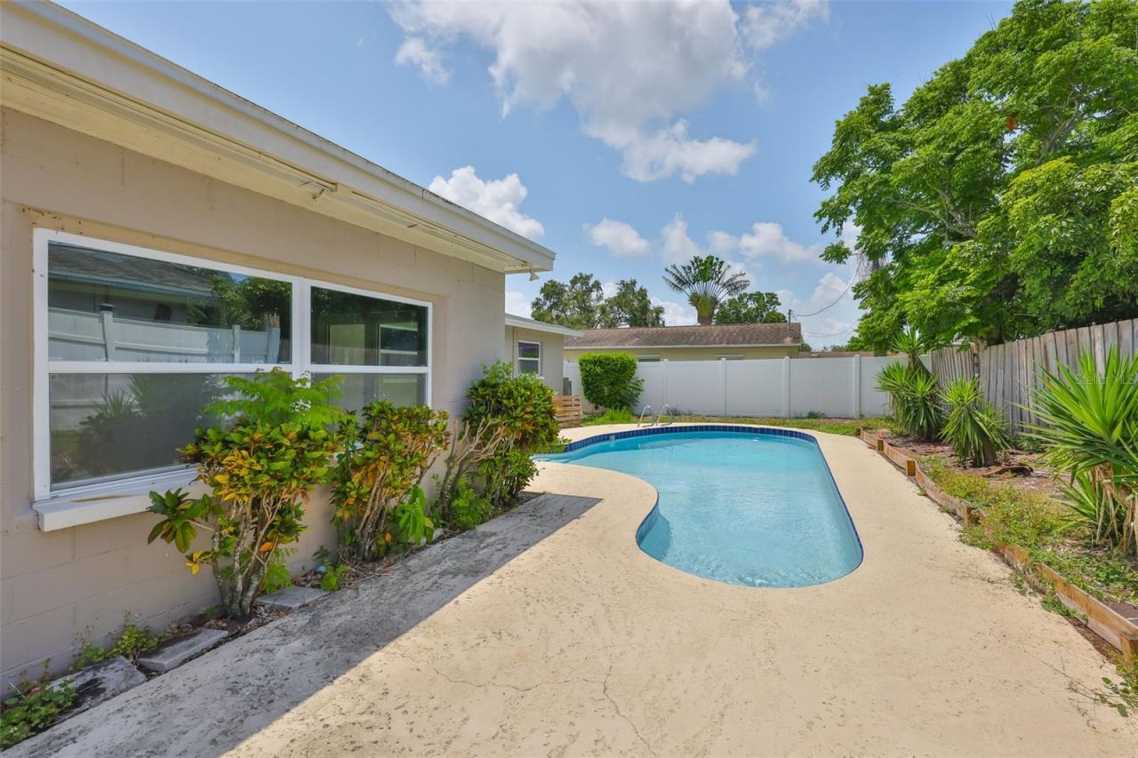 12372 113th St, Largo, FL 33778 Photo