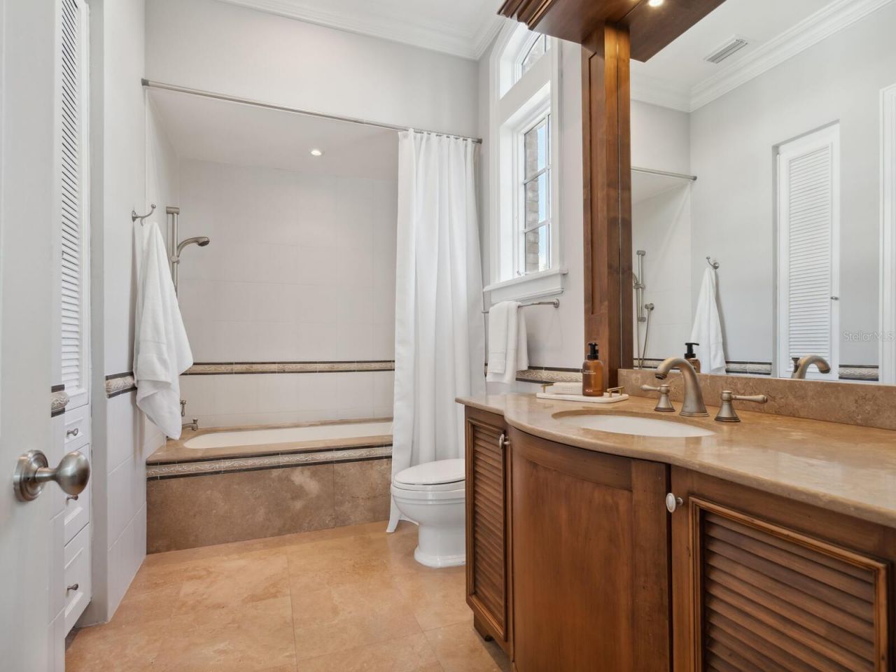 1423 & 1435 Hillview Drive, Sarasota, FL 34239 Photo