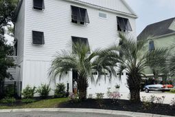 17 Carson Creek Dr. photo 4