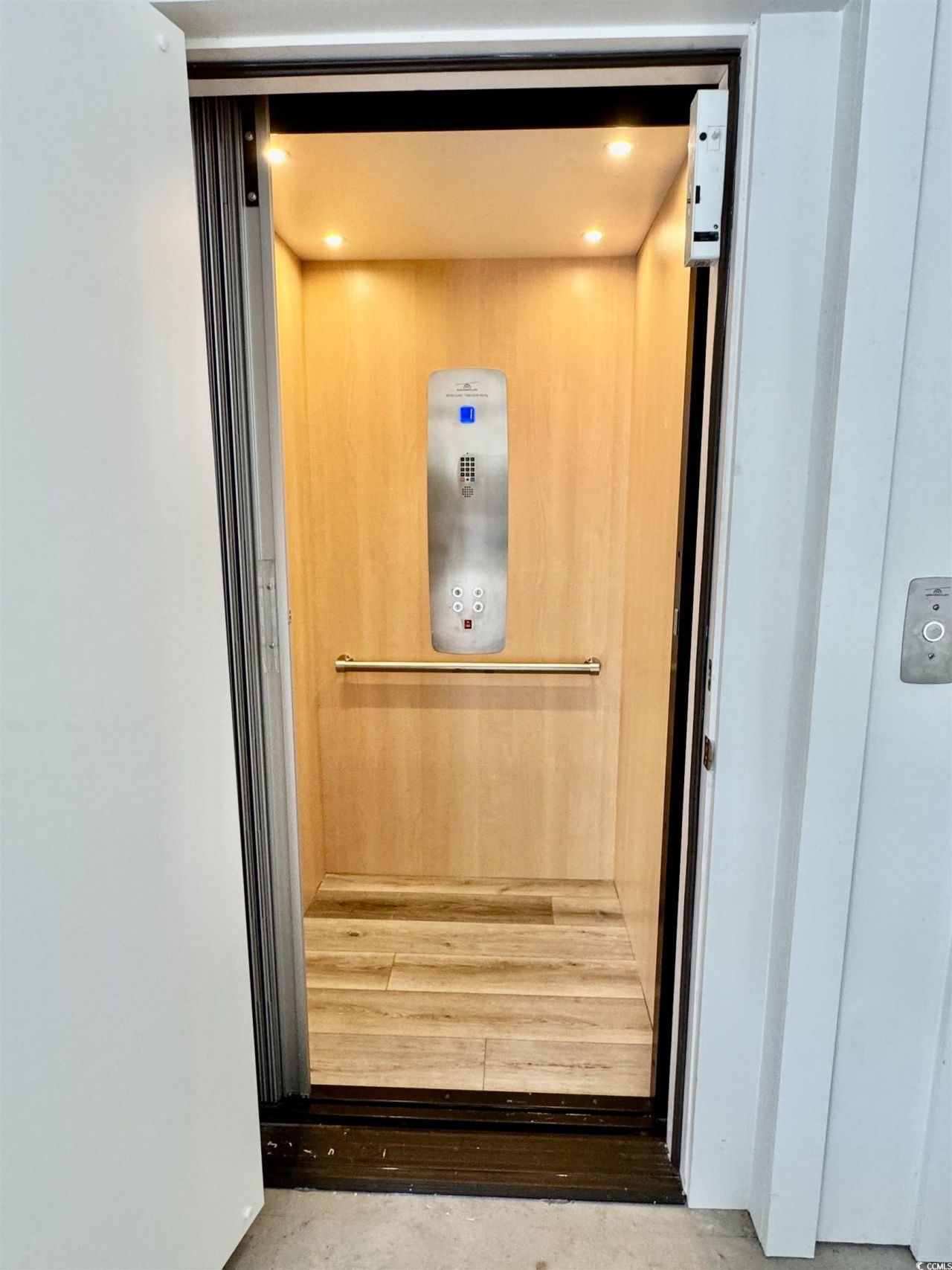 17 Carson Creek Dr. Photo 32