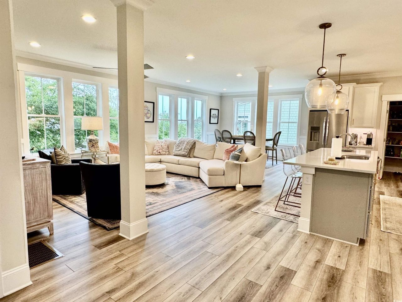 17 Carson Creek Dr. Photo 9