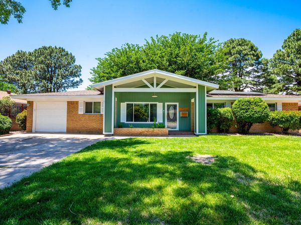 3101 VERMONT Street NE, Albuquerque, NM 87110
