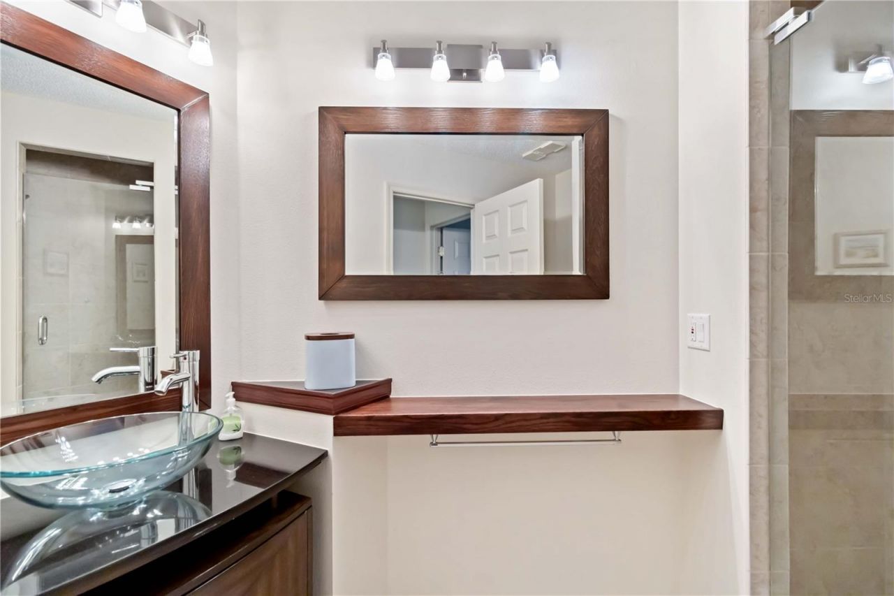 6101 34th Street W, Unit 11C, Bradenton, FL 34210 Photo