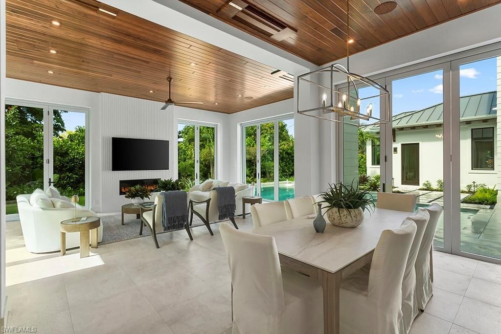 774 S Golf Dr, Naples, FL 34102 Photo