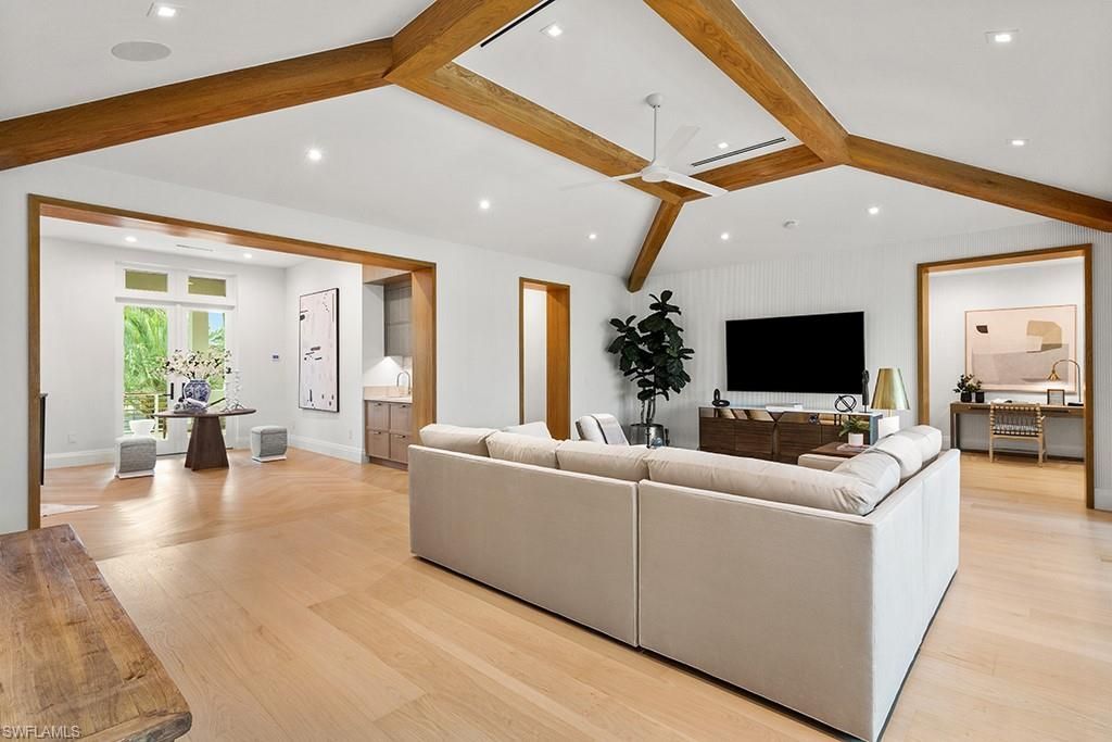 774 S Golf Dr, Naples, FL 34102 Photo