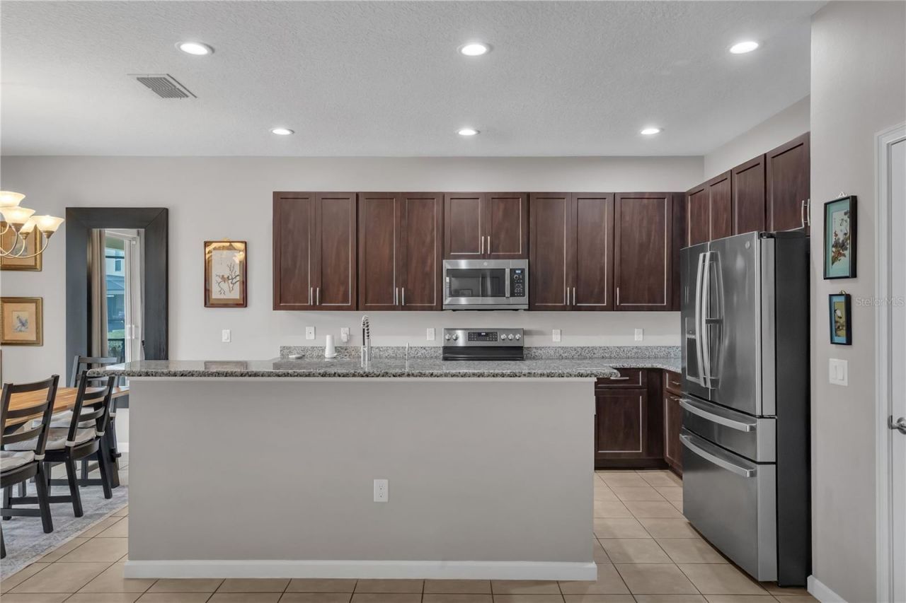 391 Cabello Drive, Davenport, FL 33837 Photo