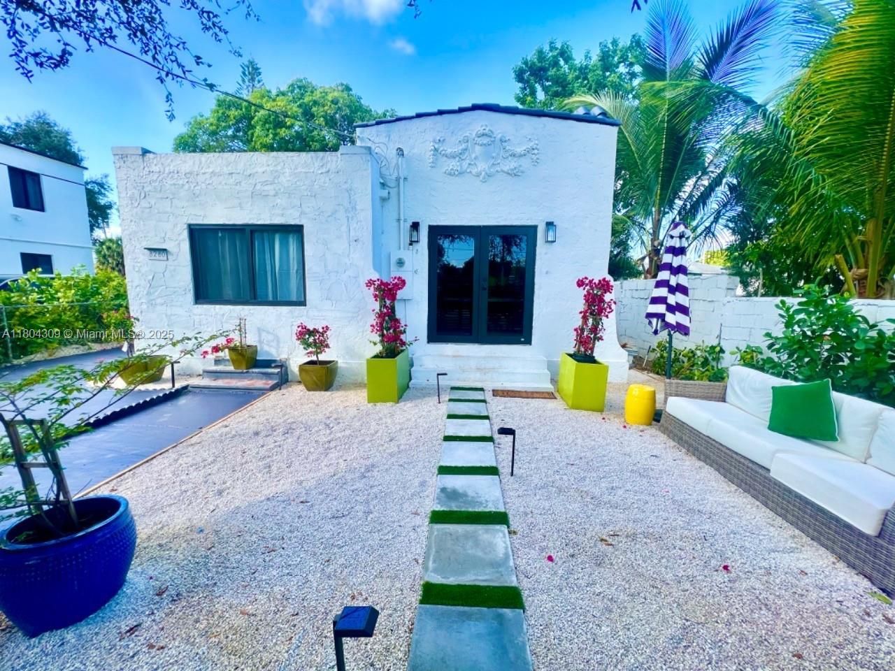 8280 NE 1st Pl, Miami, FL 33138 Photo