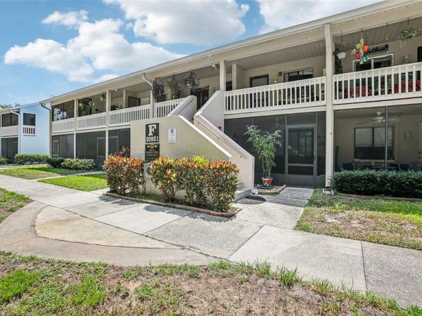 20921 HAULOVER COVE, Unit 8, LUTZ, FL 33558