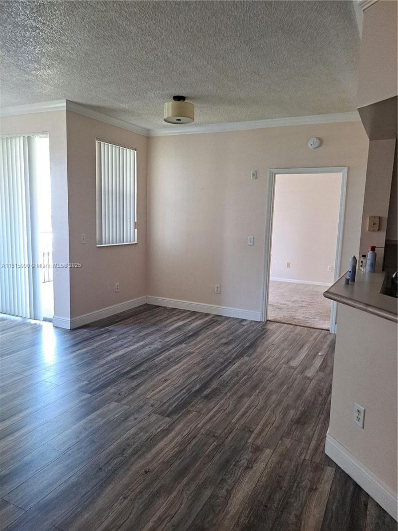 3255 NE 184th St, Unit 12402, Aventura, FL 33160 Photo