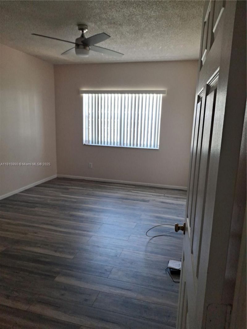 3255 NE 184th St, Unit 12402, Aventura, FL 33160 Photo