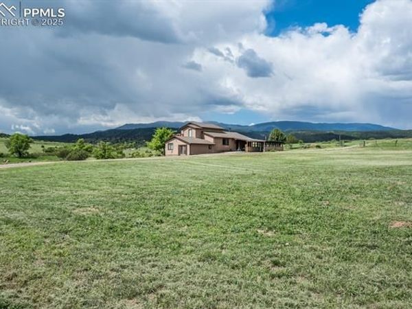 8419 3R Road, Beulah, CO 81023