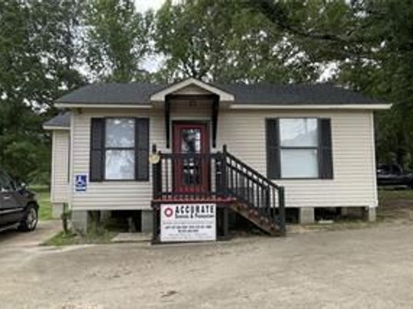 2002 MELROSE Street, Pineville, LA 71360