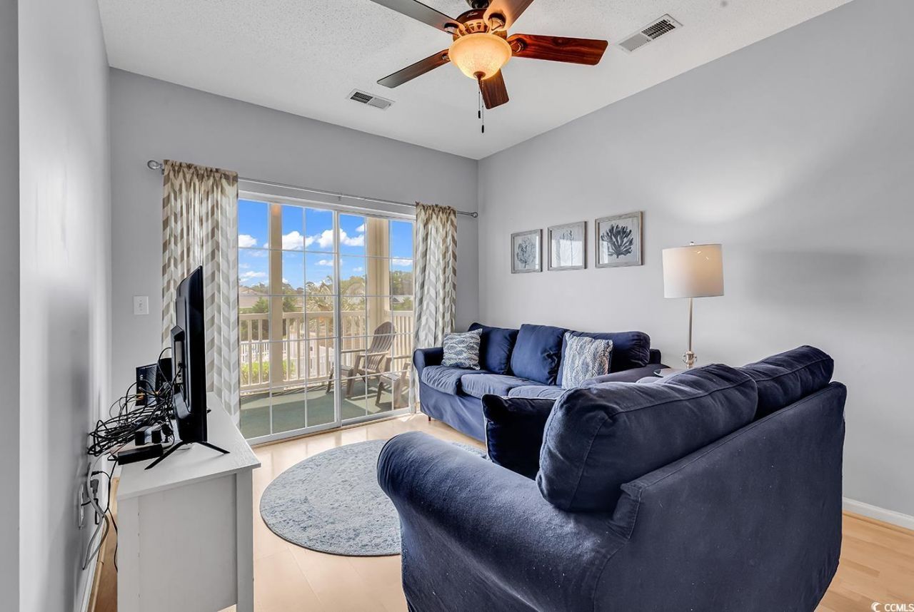 2020 Cross Gate Blvd. Photo 11