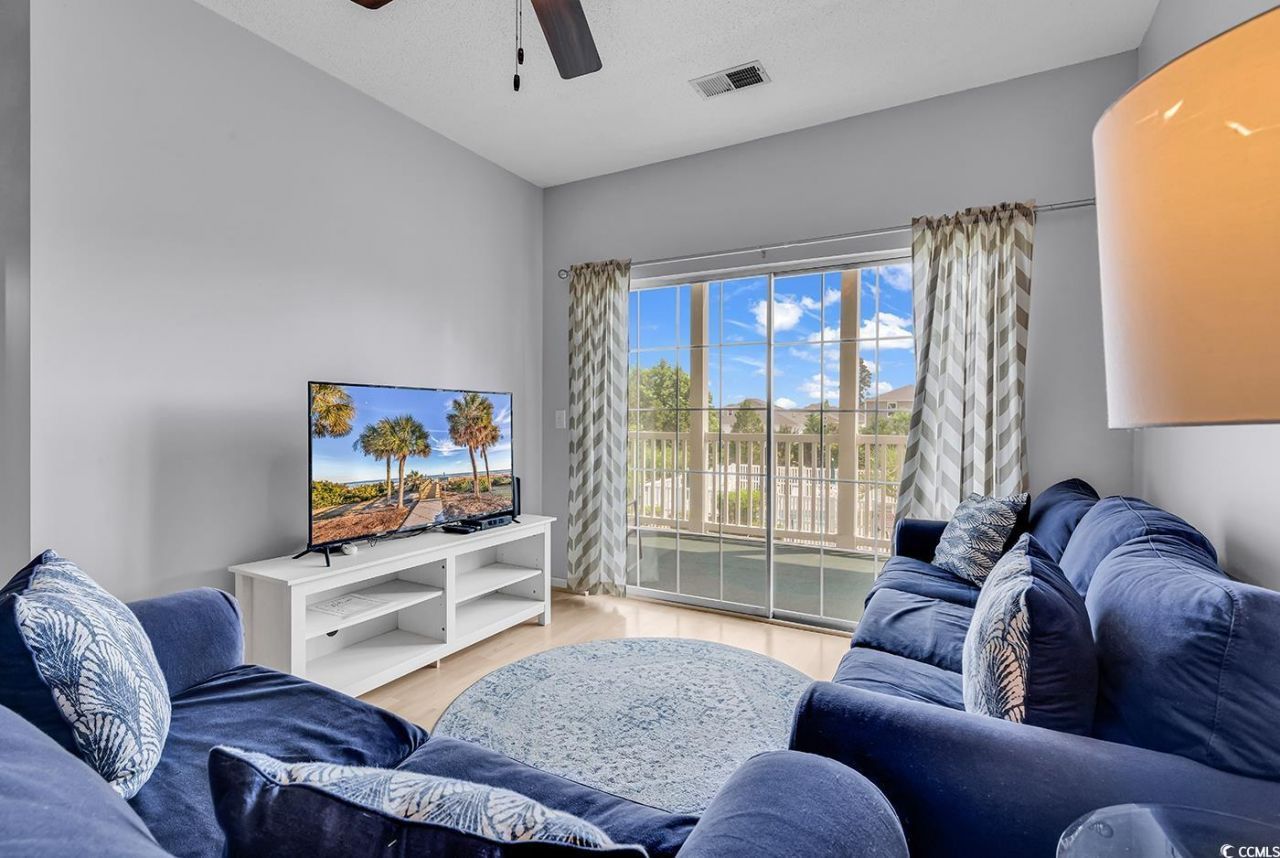 2020 Cross Gate Blvd. Photo 12