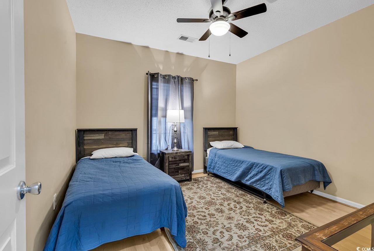 2020 Cross Gate Blvd. Photo 14