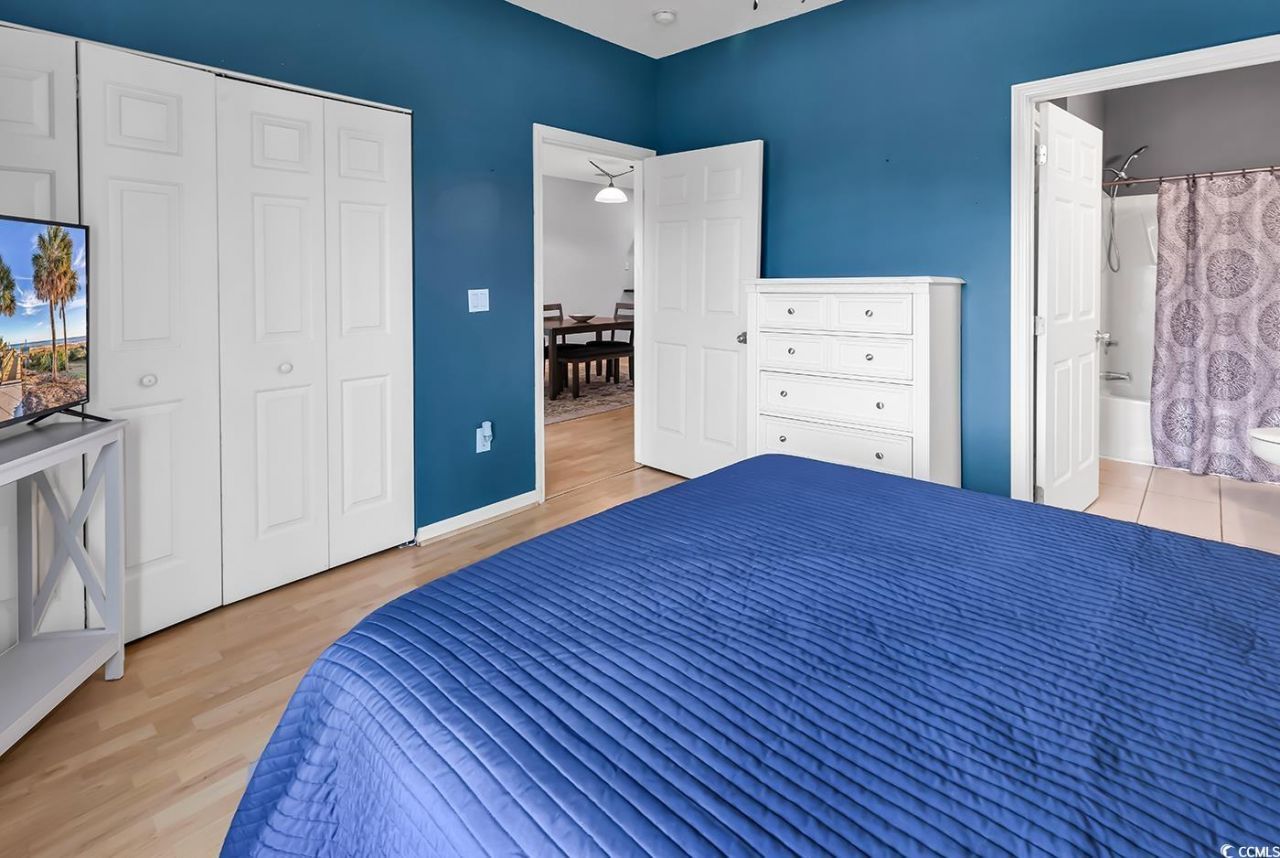 2020 Cross Gate Blvd. Photo 21