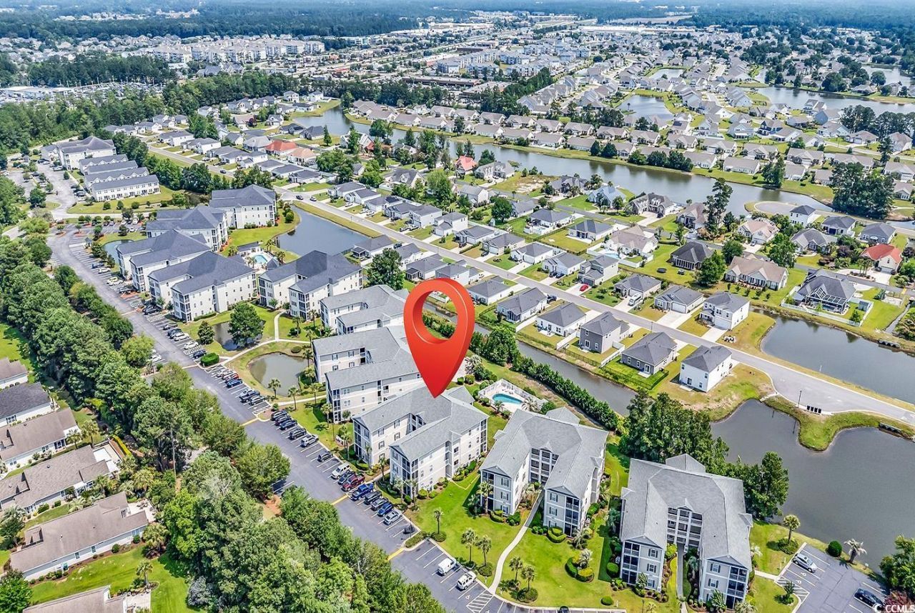 2020 Cross Gate Blvd. Photo 32