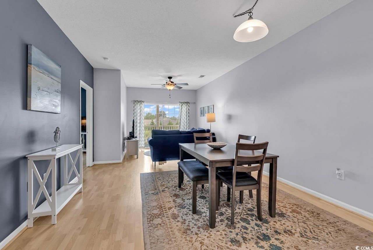 2020 Cross Gate Blvd. Photo 9