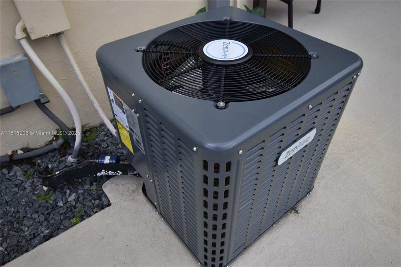 8469 SW 137th Ave, Unit 8469, Miami, FL 33183 Photo