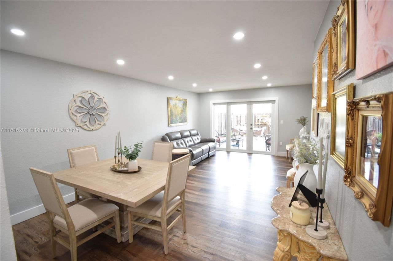 8469 SW 137th Ave, Unit 8469, Miami, FL 33183 Photo