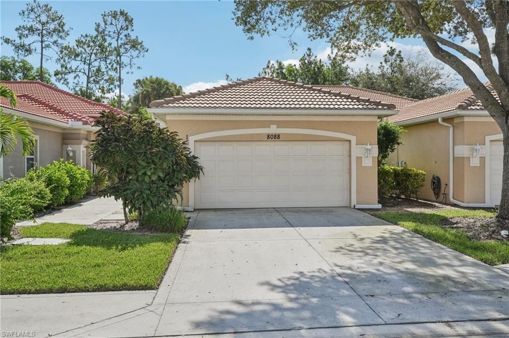 8088 Sanctuary Dr, Unit 1, Naples, FL 34104 Photo