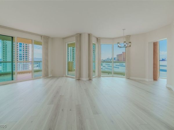 2747 Paradise Road, Unit 2305, Las Vegas, NV 89109