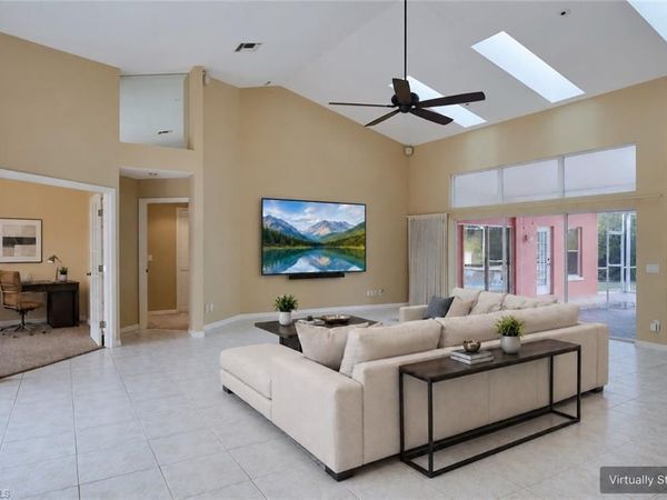 3667 Liberty SQ, FORT MYERS, FL 33908