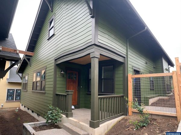 1714 Strong Rd SE, Salem, OR 97302