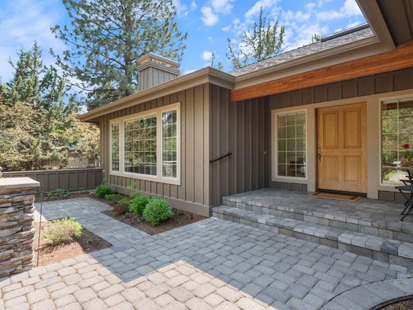 3013 NW Melville Drive, Bend, OR 97703