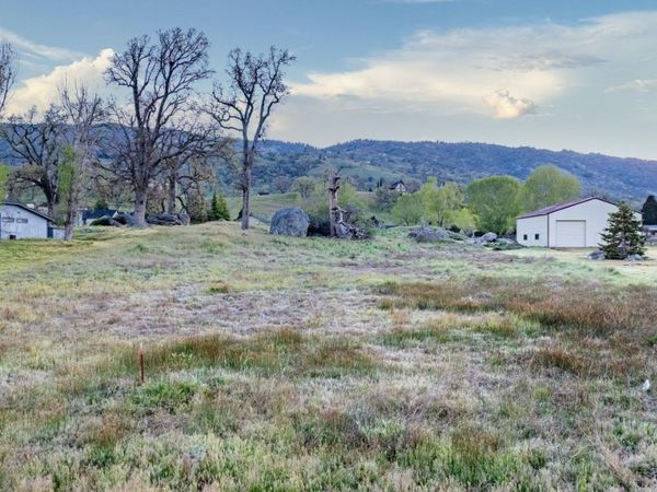 29021 N Lower Valley Road, Tehachapi, CA 93561