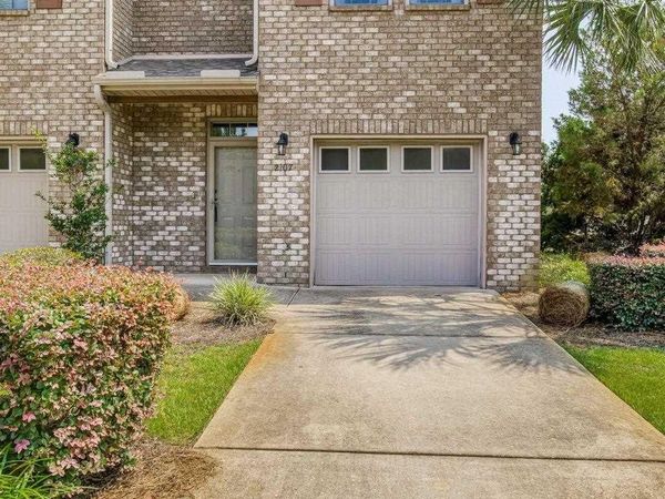 2107 Wilsons Plover Cir, Navarre, FL 32566