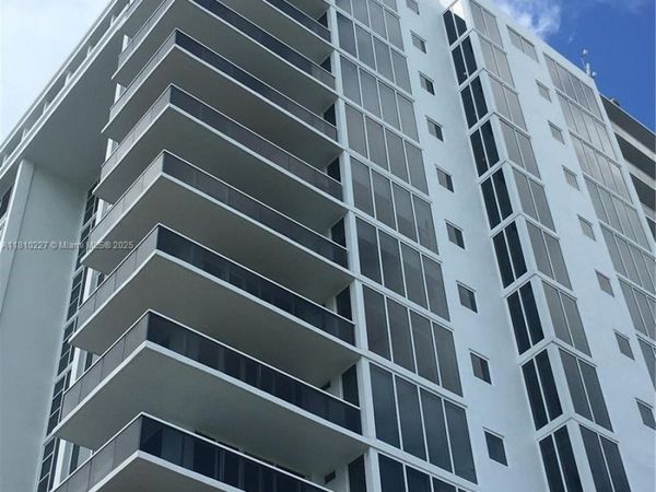 10275 Collins Ave, Unit 628, Bal Harbour, FL 33154