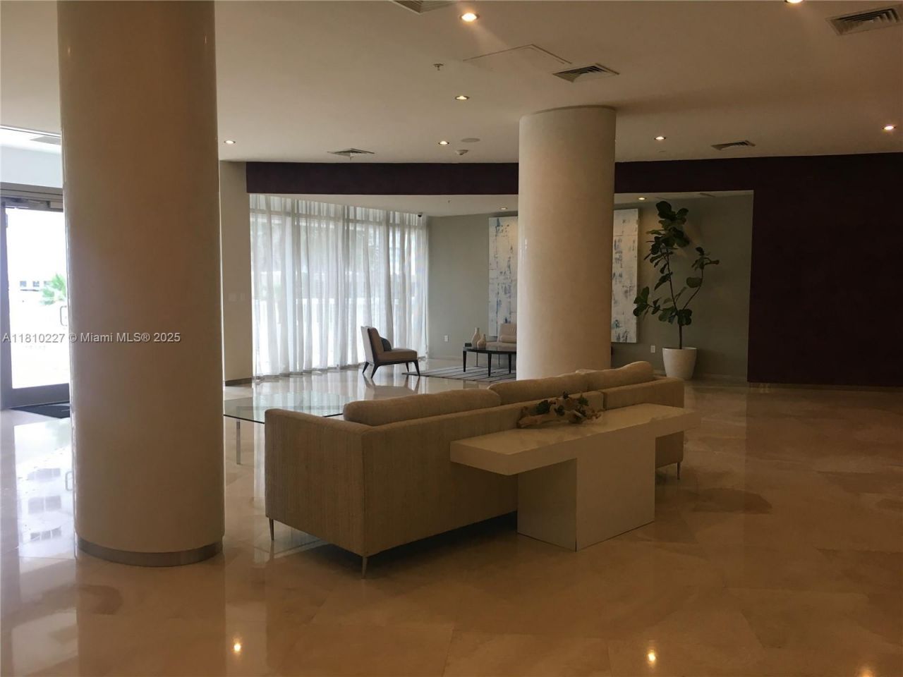 10275 Collins Ave, Unit 628, Bal Harbour, FL 33154 Photo