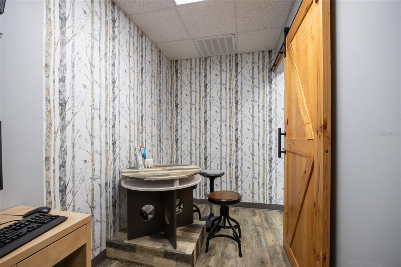 11213 N Nebraska Avenue, Unit C406, Tampa, FL 33612 Photo