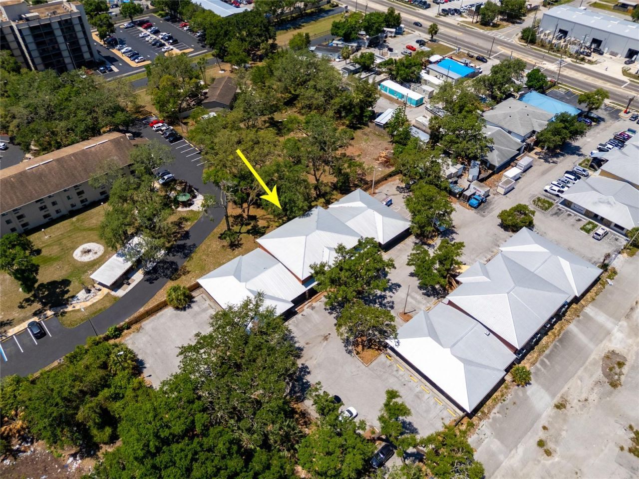 11213 N Nebraska Avenue, Unit C406, Tampa, FL 33612 Photo