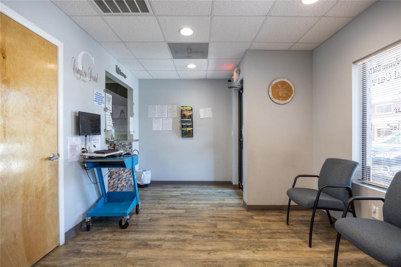 11213 N Nebraska Avenue, Unit C406, Tampa, FL 33612 Photo