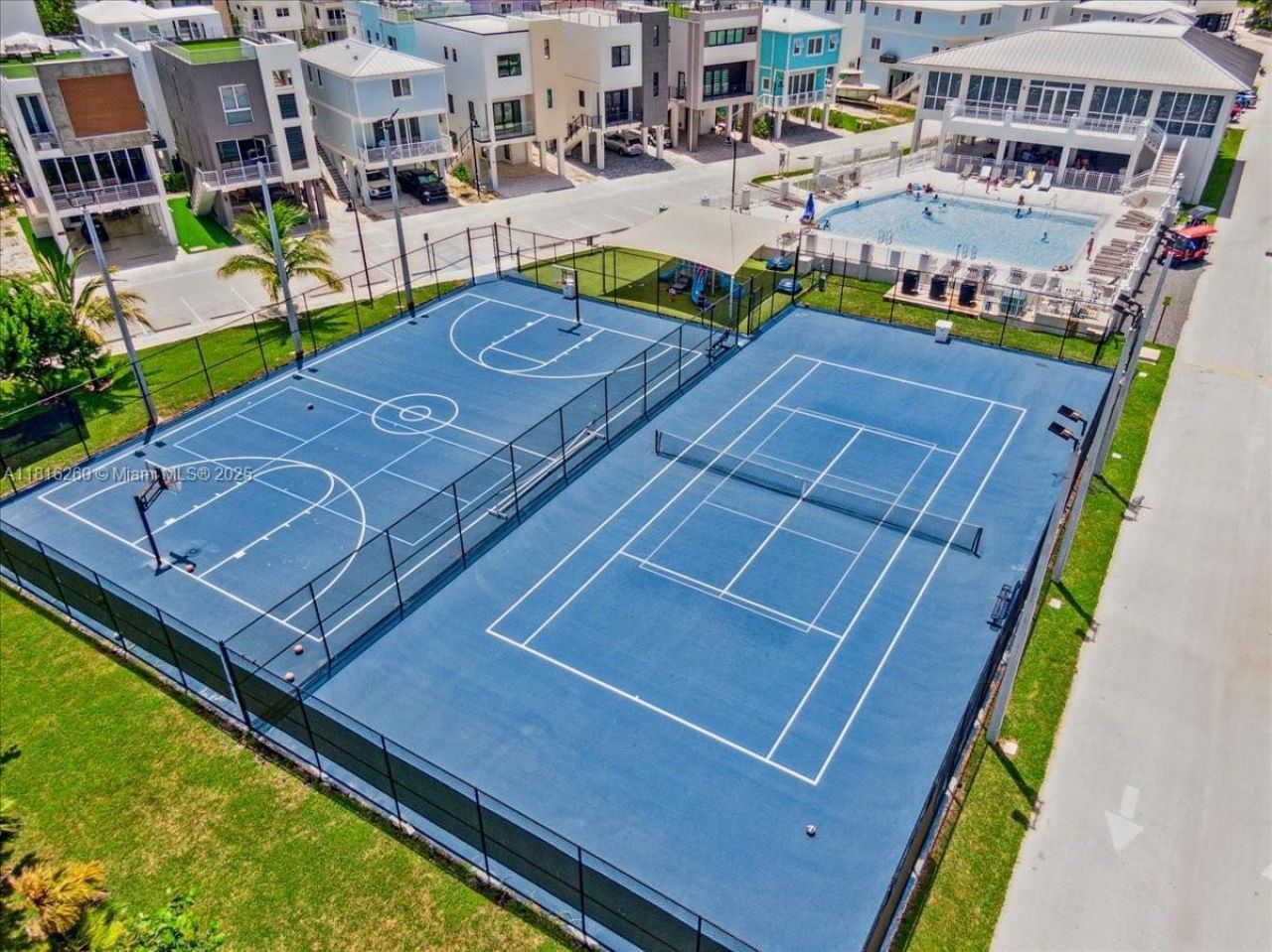 94825 Overseas Hwy #70, Key Largo, FL 33037 Photo