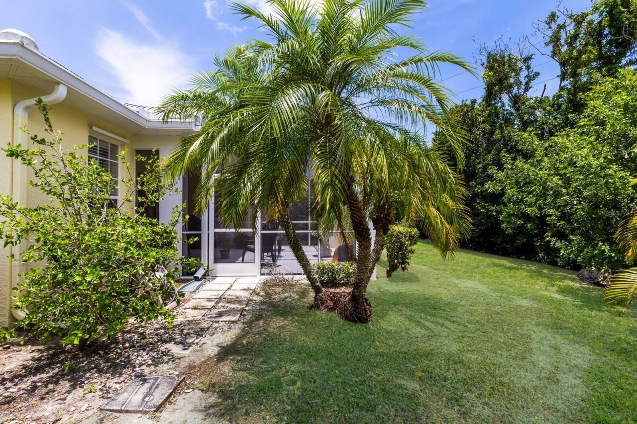 915 SW Barclay Court, Venice, FL 34293 Photo