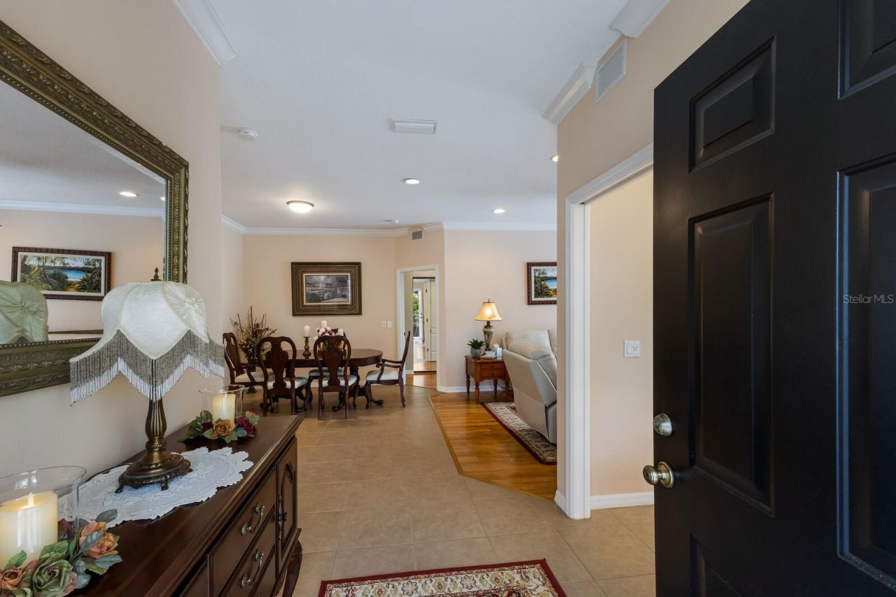 915 SW Barclay Court, Venice, FL 34293 Photo