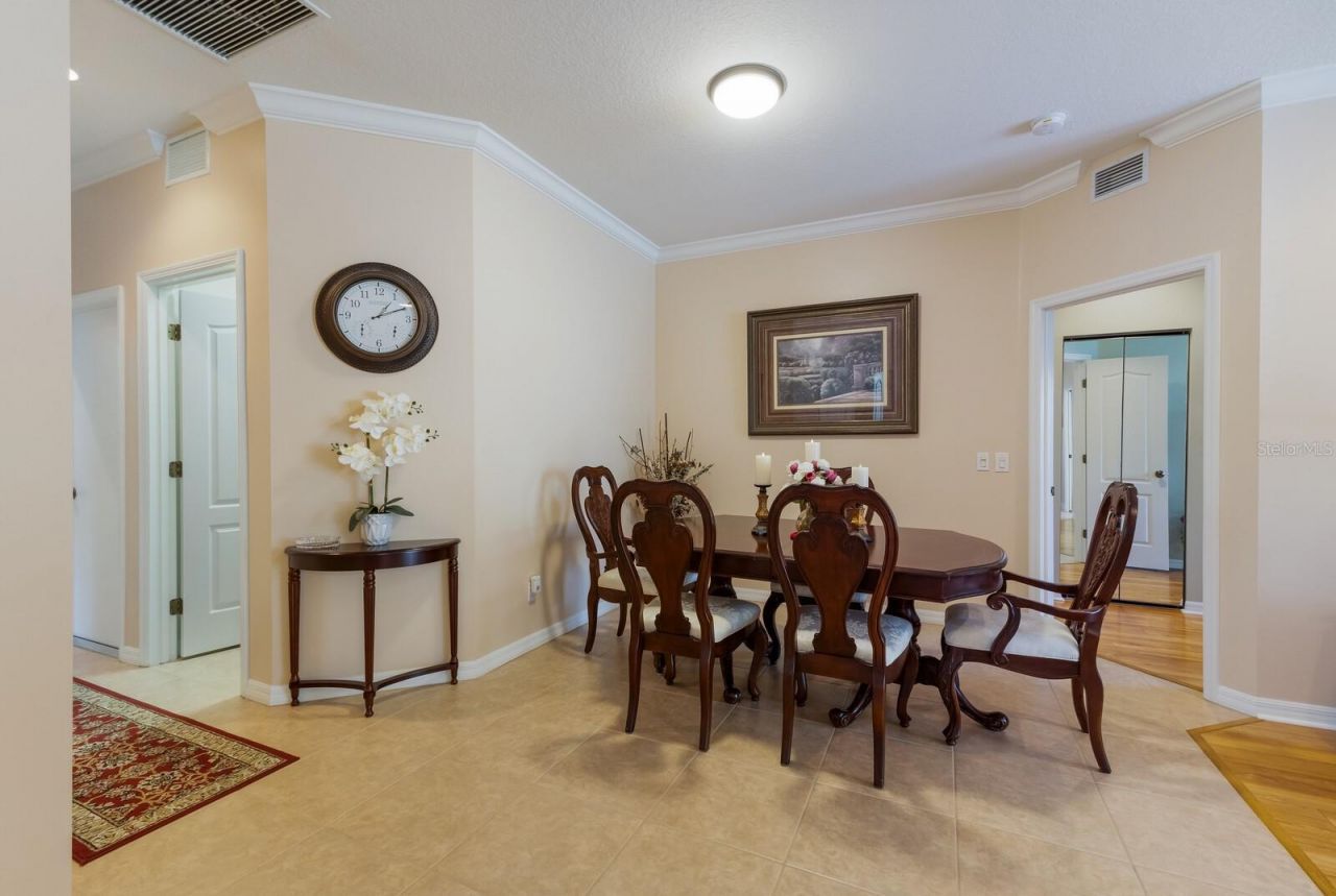 915 SW Barclay Court, Venice, FL 34293 Photo
