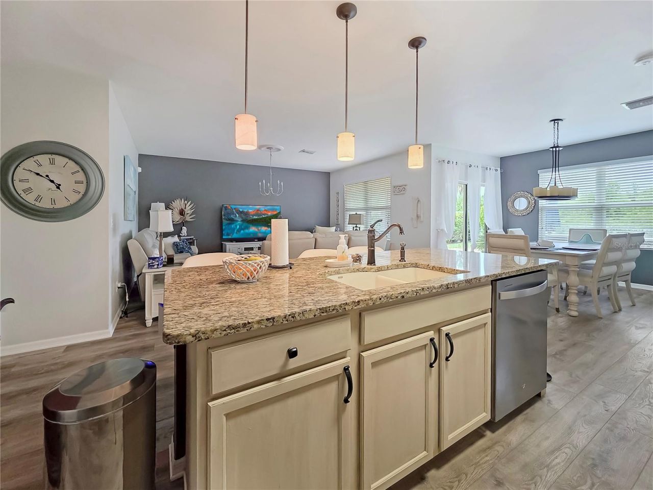 7292 Mikasa Drive, Punta Gorda, FL 33950 Photo