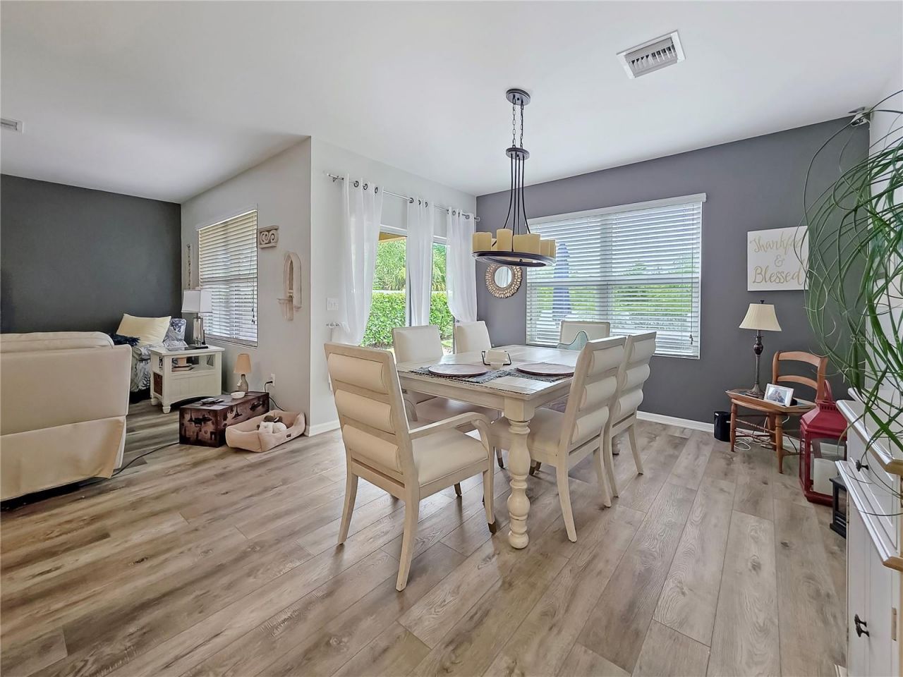 7292 Mikasa Drive, Punta Gorda, FL 33950 Photo