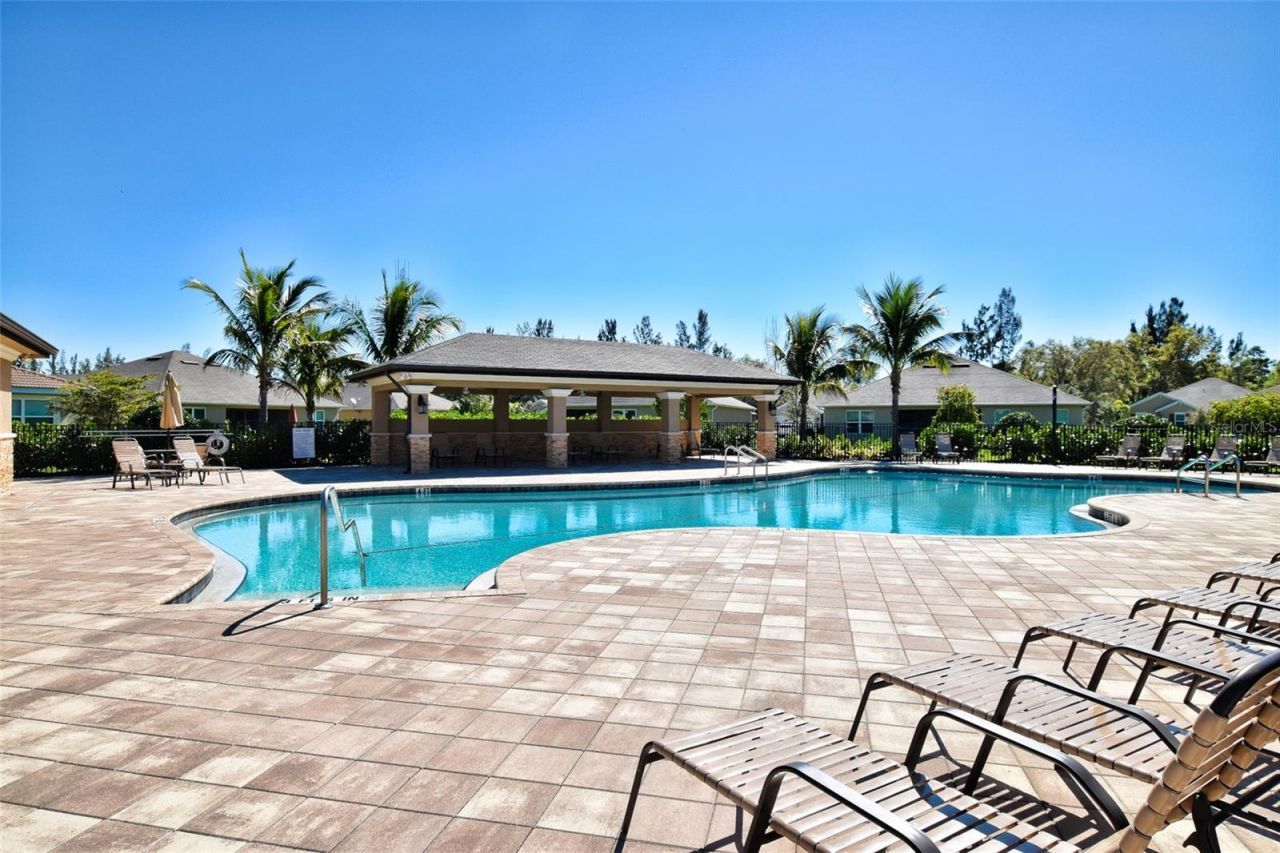 7292 Mikasa Drive, Punta Gorda, FL 33950 Photo