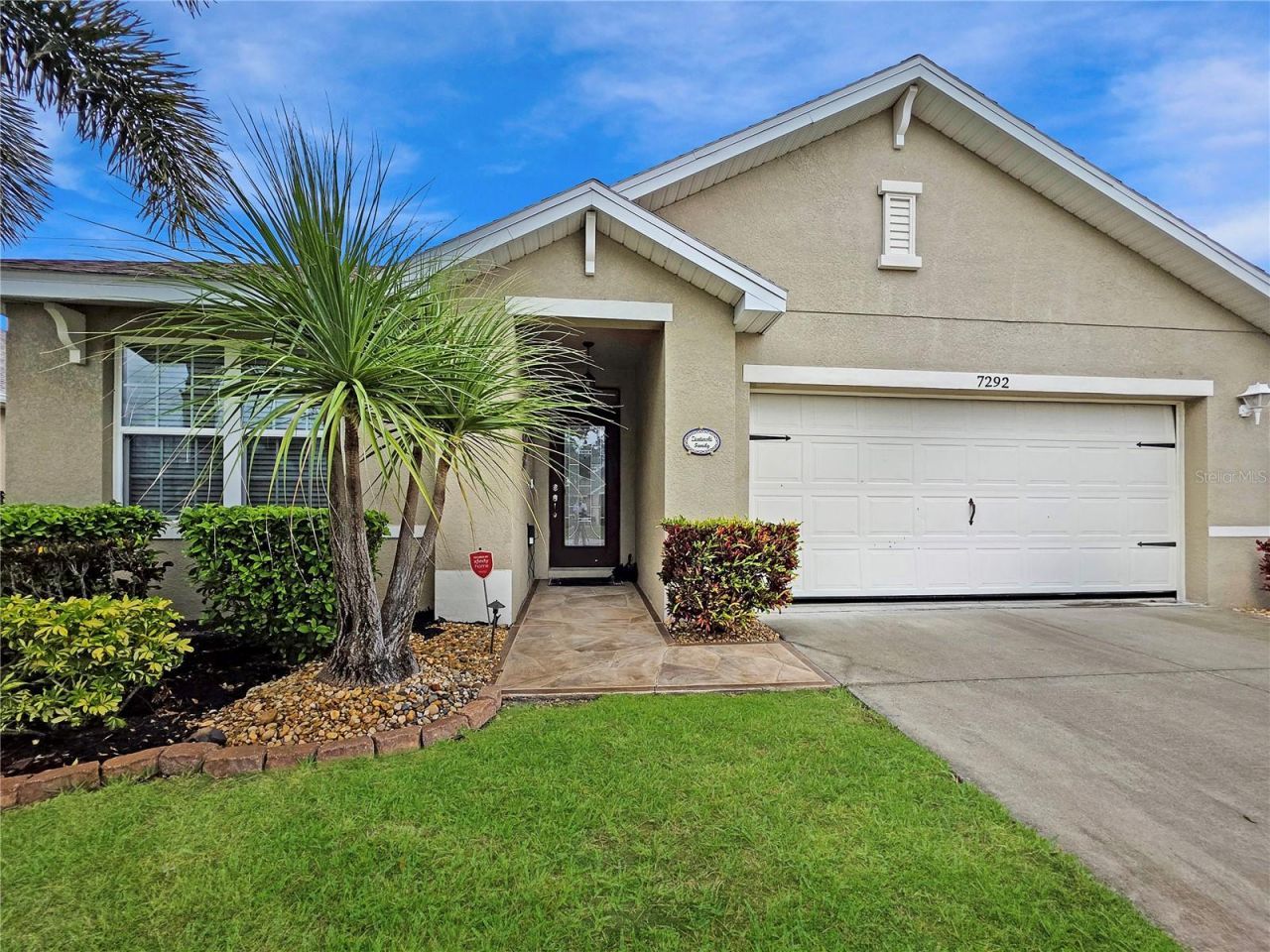 7292 Mikasa Drive, Punta Gorda, FL 33950 Photo