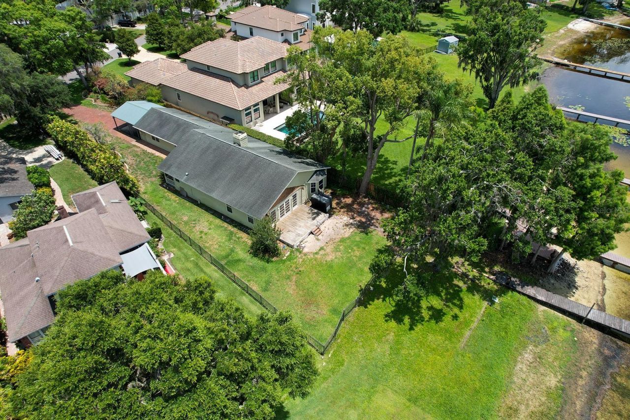 14808 Lake Magdalene Circle, Tampa, FL 33613 Photo