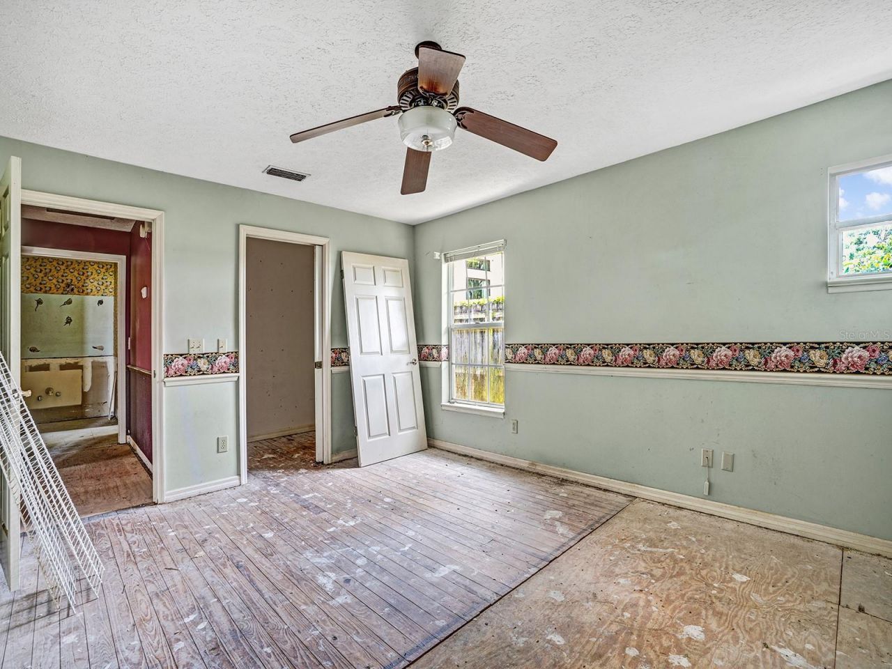 14808 Lake Magdalene Circle, Tampa, FL 33613 Photo